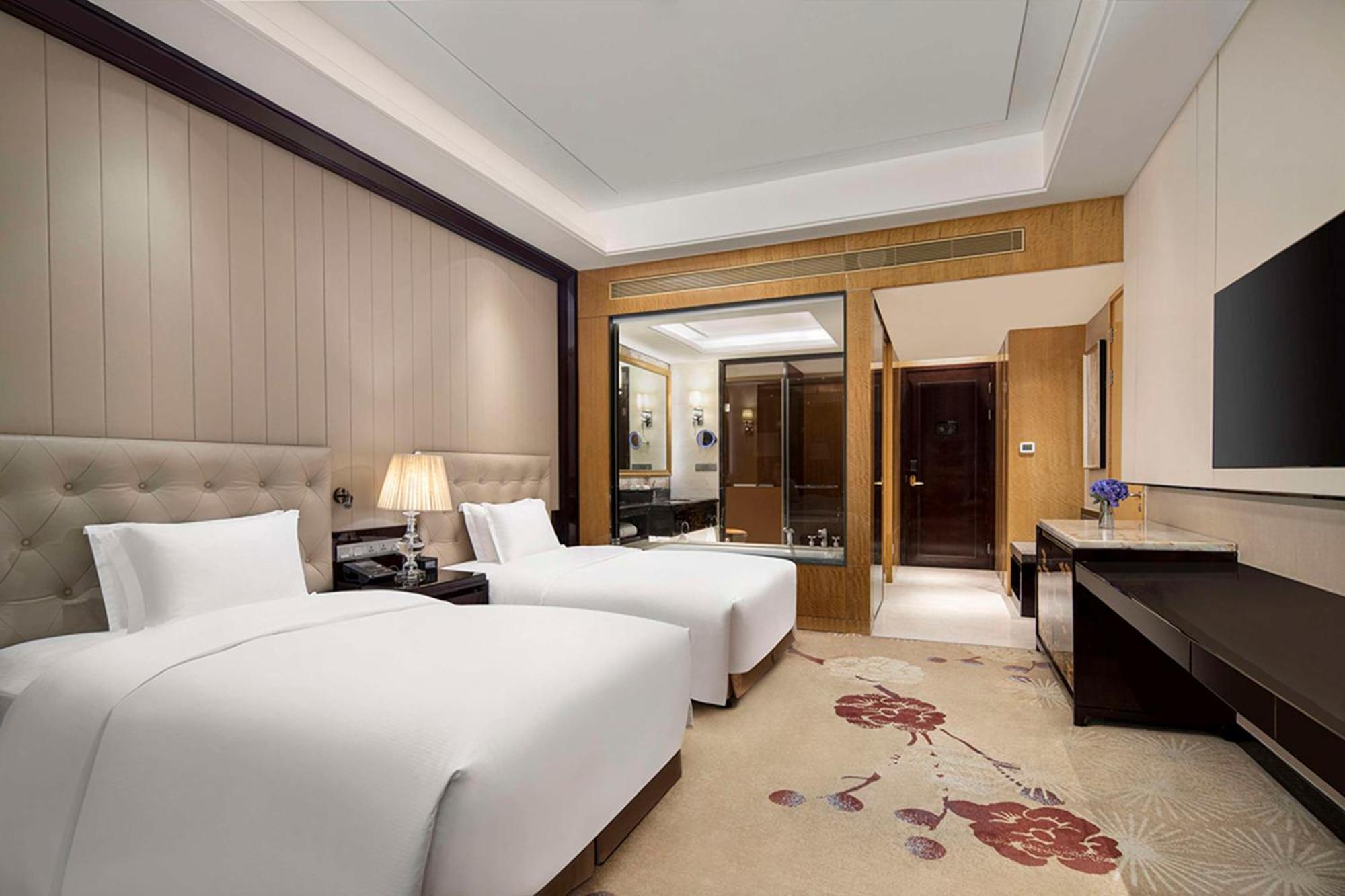 Готель Hilton Nanjing Нанкін Екстер'єр фото