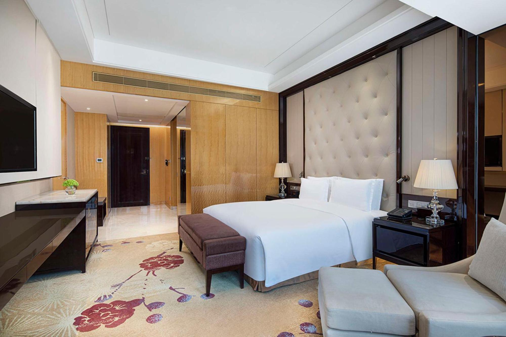 Готель Hilton Nanjing Нанкін Екстер'єр фото