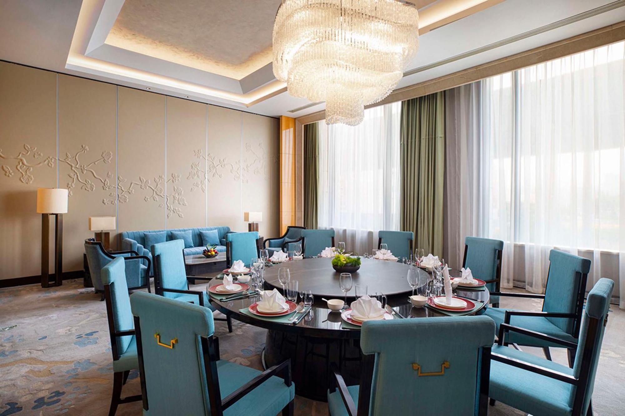 Готель Hilton Nanjing Нанкін Екстер'єр фото
