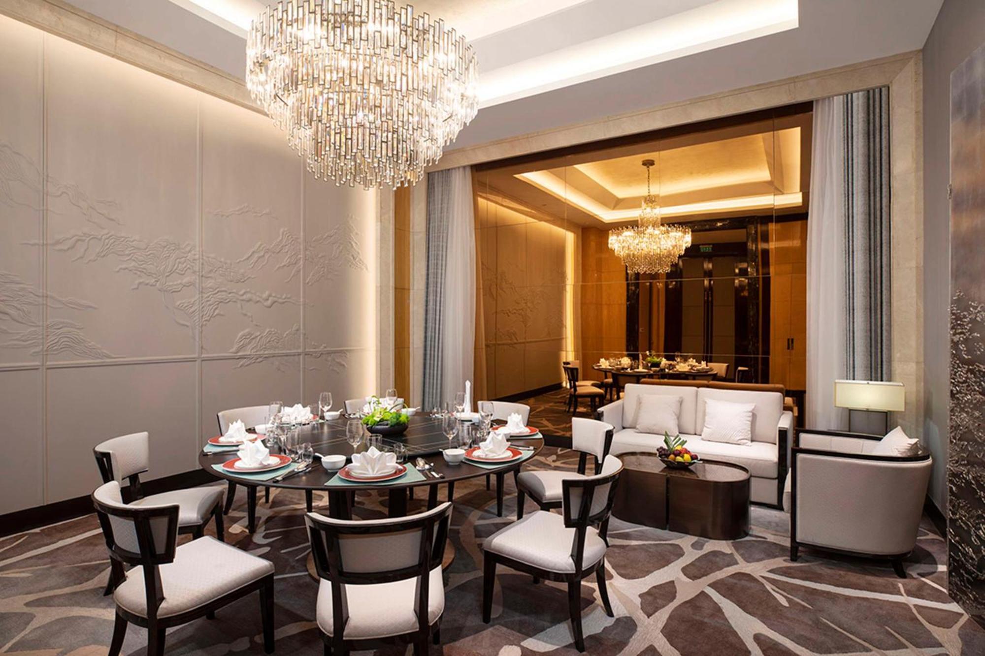 Готель Hilton Nanjing Нанкін Екстер'єр фото