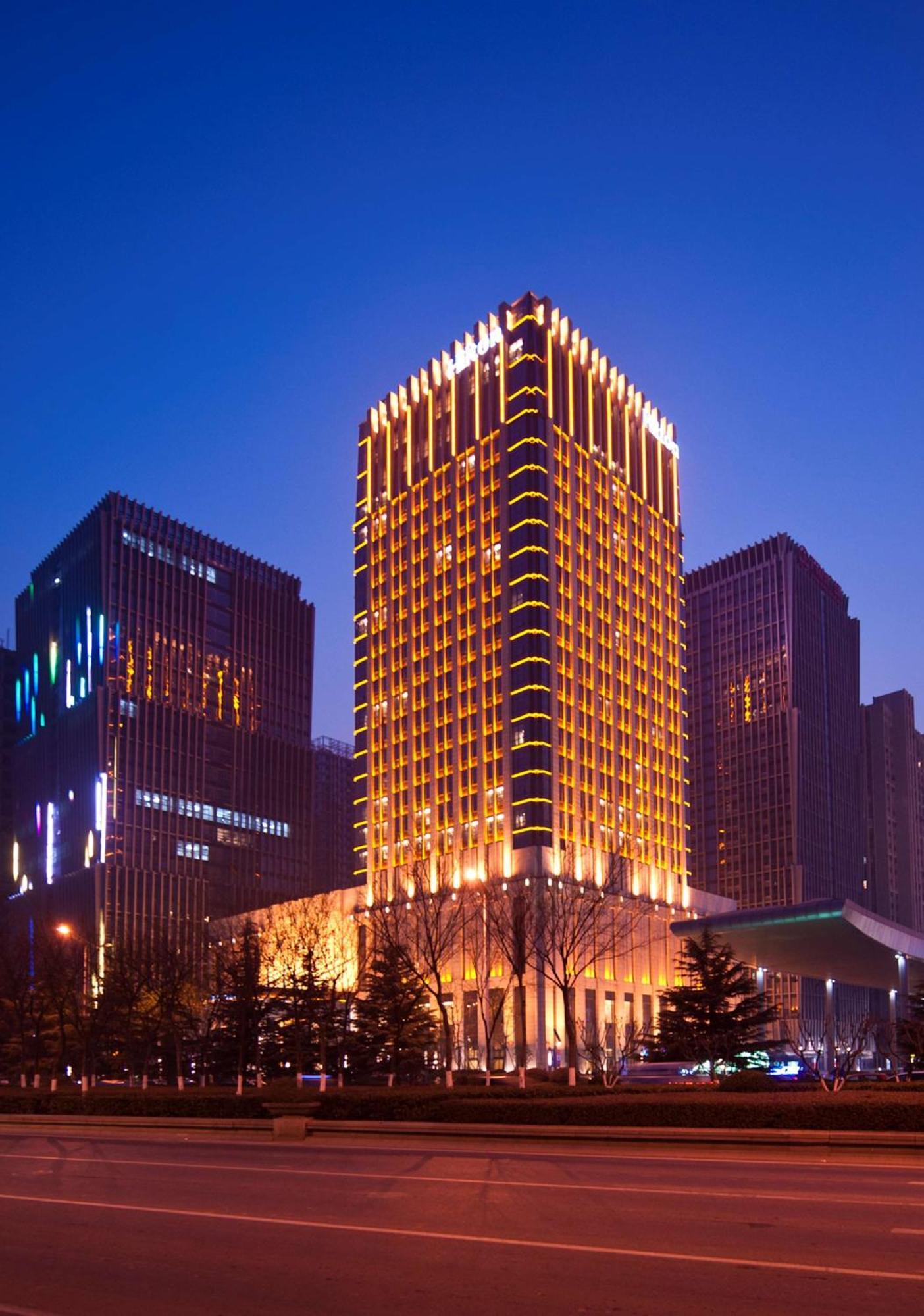 Готель Hilton Nanjing Нанкін Екстер'єр фото